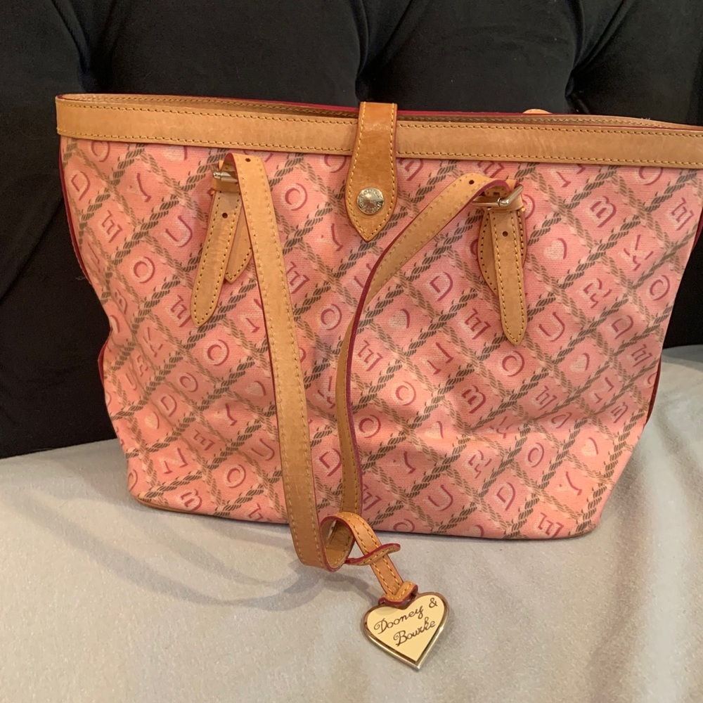 Dooney and Bourke Bag